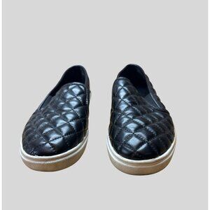 Time & Tru Size 7.5 Quilted Slip-On Fashion Casual Footwear Shoes Sneakers